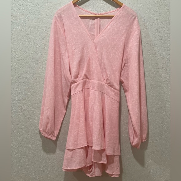 Women's Long Sleeve Pink Polka Dot Romper V-Neck Jumpsuit Tie & Ruffles XXL - Picture 2 of 7